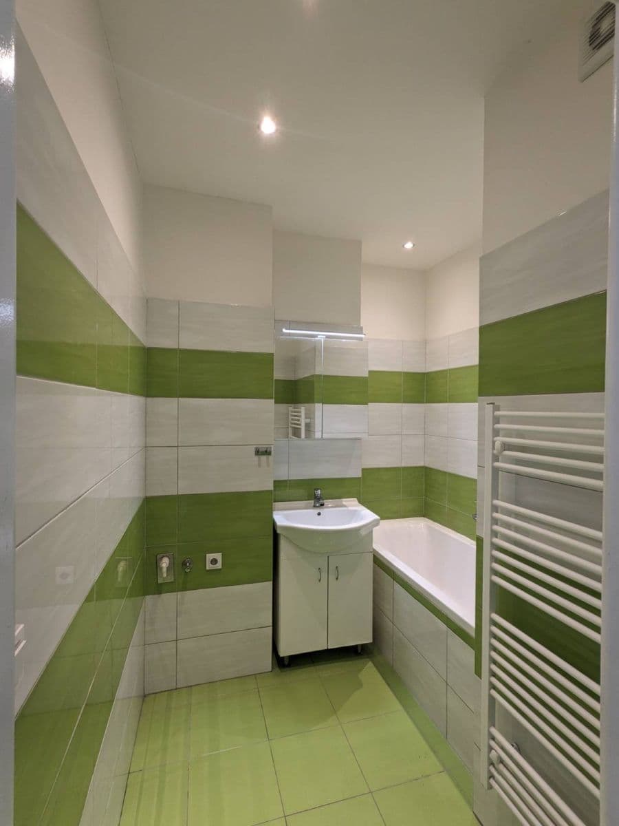 Pronájem bytu 2+kk 46 m², Donská, Praha, Praha Pronájem bytu 2+kk 46 m², Donská, Praha, Praha