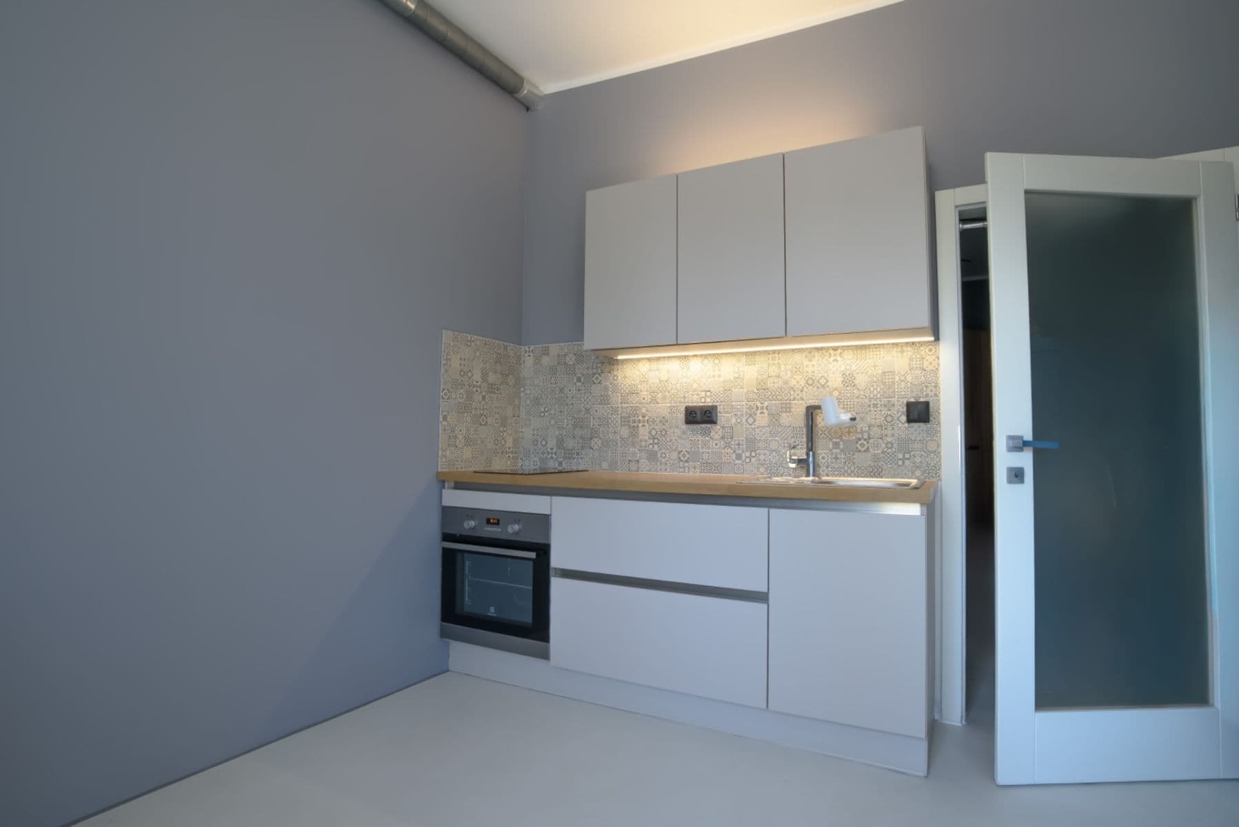 Prodej bytu 1+kk 26 m², V Závětří, Praha, Praha Prodej bytu 1+kk 26 m², V Závětří, Praha, Praha