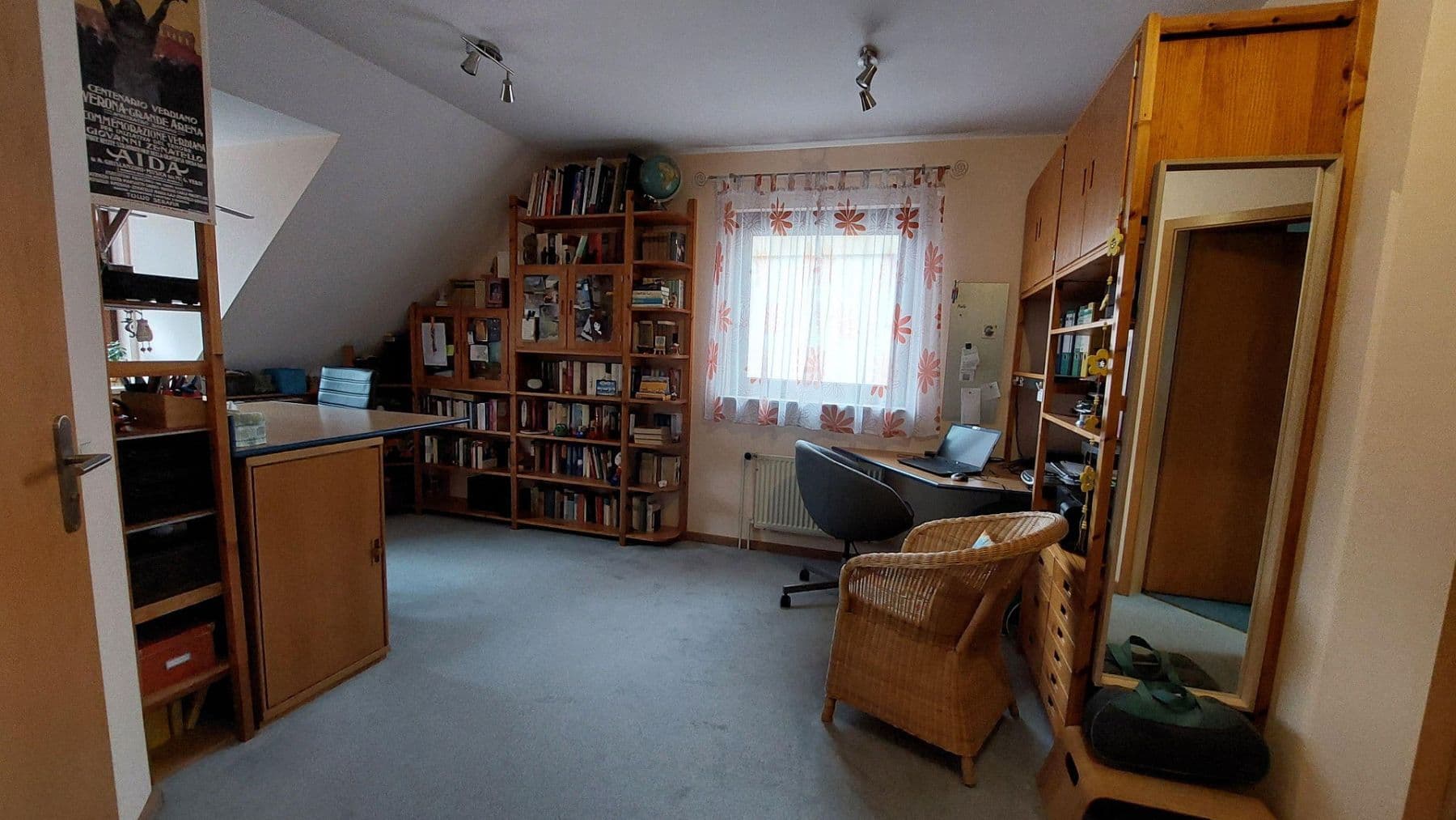 Prodej domu 114 m², pozemek 376 m², Berlin, Berlín Prodej domu 114 m², pozemek 376 m², Berlin, Berlín