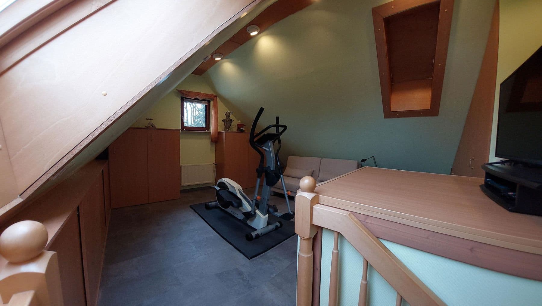 Prodej domu 114 m², pozemek 376 m², Berlin, Berlín Prodej domu 114 m², pozemek 376 m², Berlin, Berlín