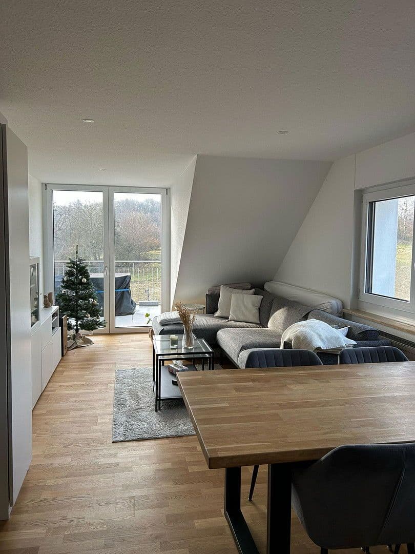 Pronájem bytu 2+1 53 m², Alte Litzelstetter Str. 69, Konstanz, Bádensko-Württembersko Pronájem bytu 2+1 53 m², Alte Litzelstetter Str. 69, Konstanz, Bádensko-Württembersko