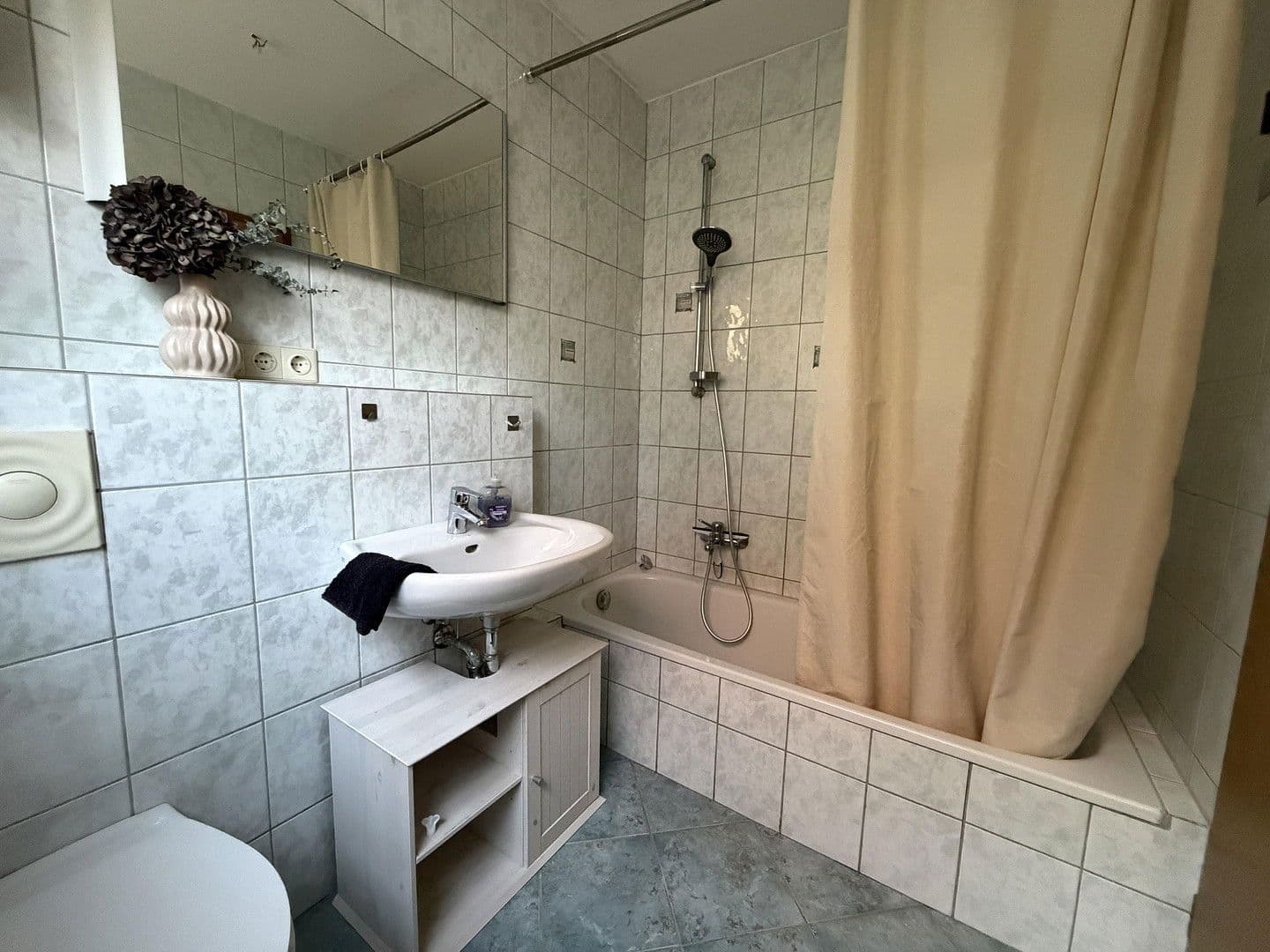 Prodej domu 175 m², pozemek 493 m², Vlotho, Severní Porýní-Vestfálsko Prodej domu 175 m², pozemek 493 m², Vlotho, Severní Porýní-Vestfálsko