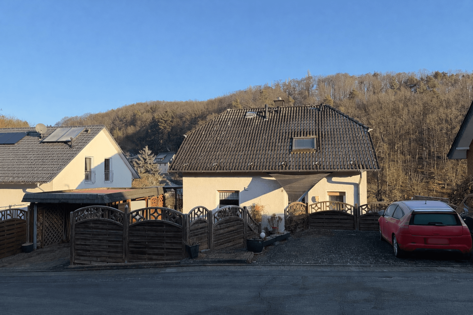 Prodej domu 175 m², pozemek 493 m², Vlotho, Severní Porýní-Vestfálsko Prodej domu 175 m², pozemek 493 m², Vlotho, Severní Porýní-Vestfálsko