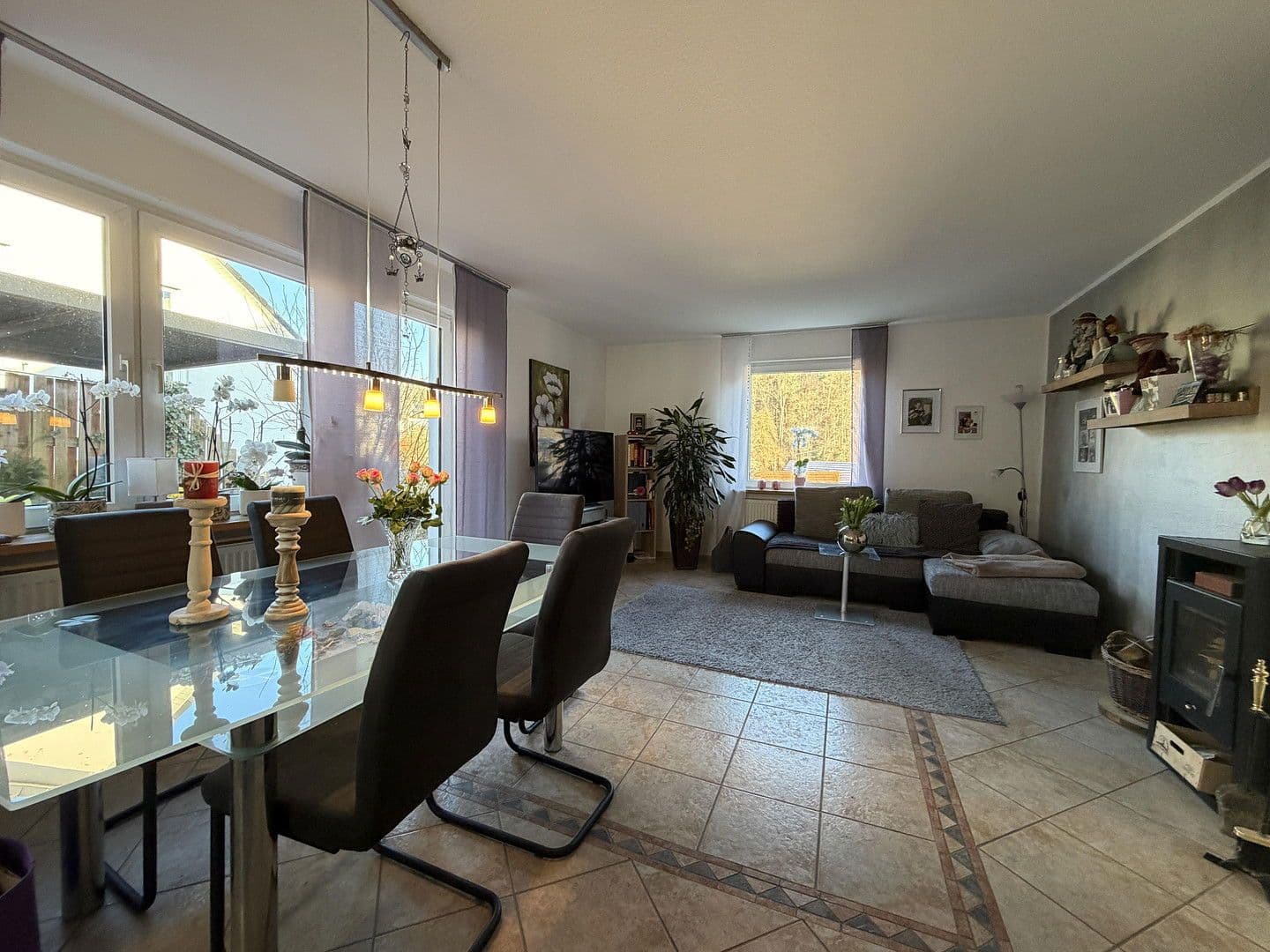 Prodej domu 175 m², pozemek 493 m², Vlotho, Severní Porýní-Vestfálsko Prodej domu 175 m², pozemek 493 m², Vlotho, Severní Porýní-Vestfálsko