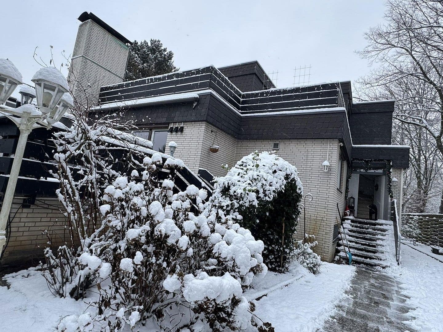 Prodej domu 212 m², pozemek 970 m², Hannover, Dolní Sasko Prodej domu 212 m², pozemek 970 m², Hannover, Dolní Sasko