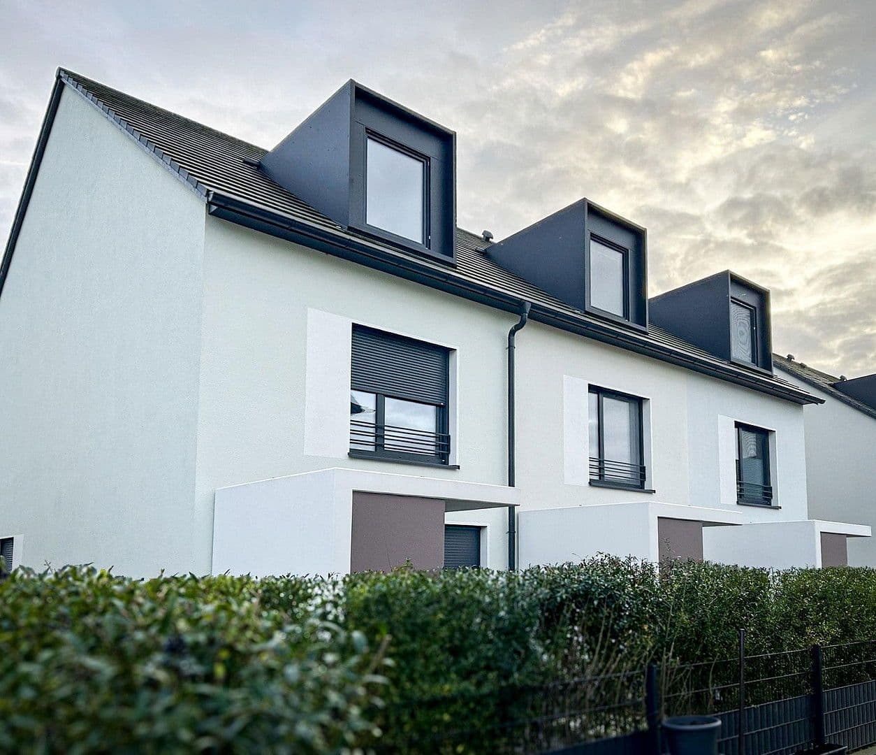 Prodej domu 145 m², pozemek 330 m², Nauen, Braniborsko Prodej domu 145 m², pozemek 330 m², Nauen, Braniborsko