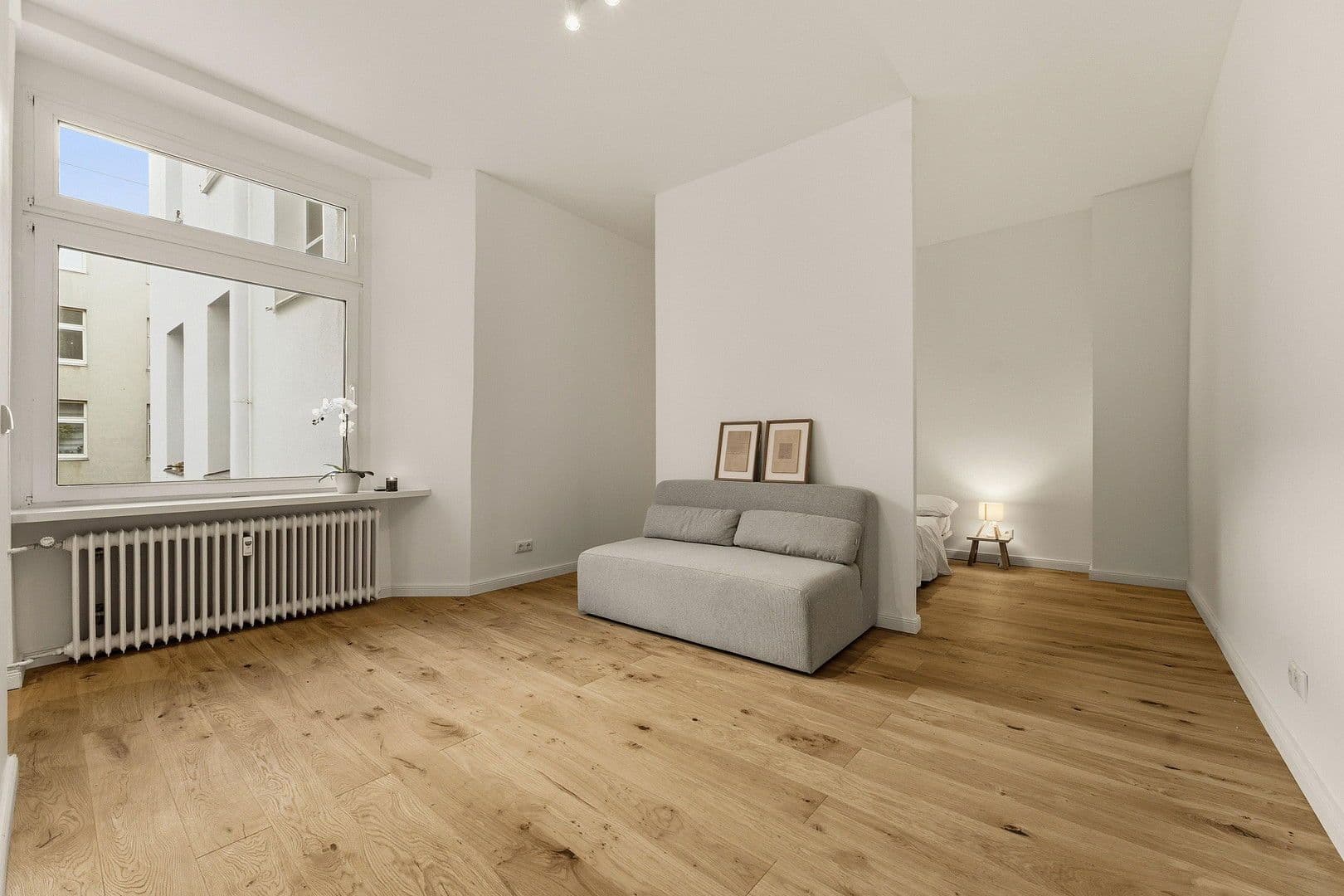 Prodej bytu 1+kk 32 m², Berlin, Berlín Prodej bytu 1+kk 32 m², Berlin, Berlín