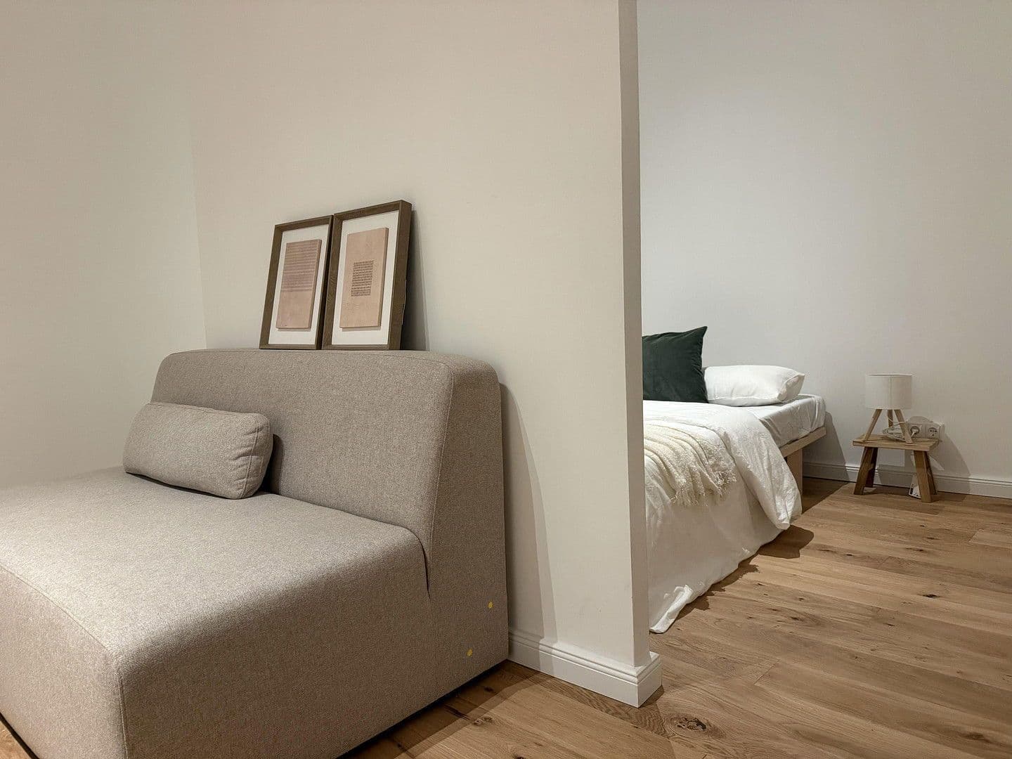 Prodej bytu 1+kk 32 m², Berlin, Berlín Prodej bytu 1+kk 32 m², Berlin, Berlín