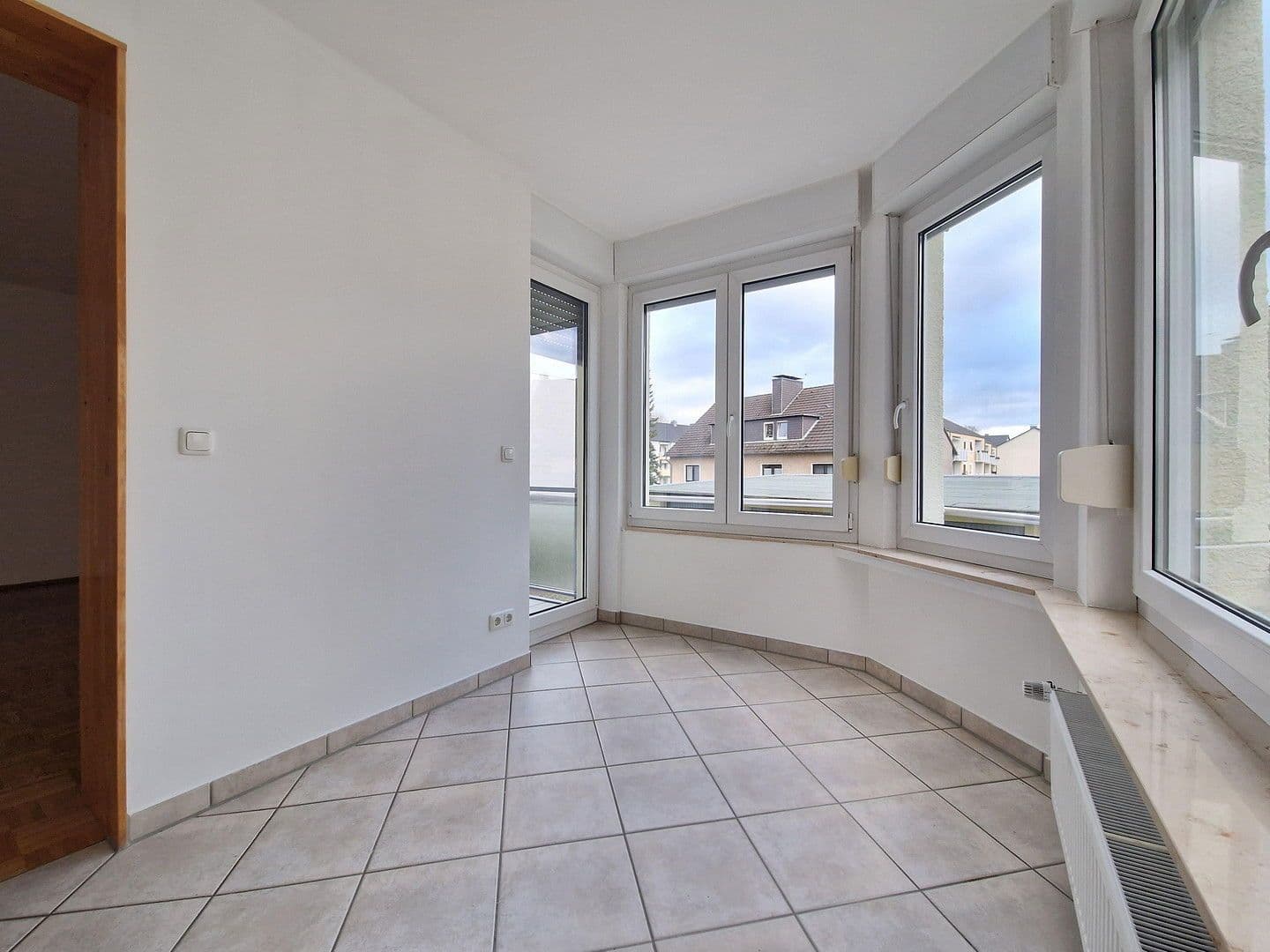 Pronájem bytu 2+kk 62 m², Bachstr. 10, Hattingen, Severní Porýní-Vestfálsko Pronájem bytu 2+kk 62 m², Bachstr. 10, Hattingen, Severní Porýní-Vestfálsko