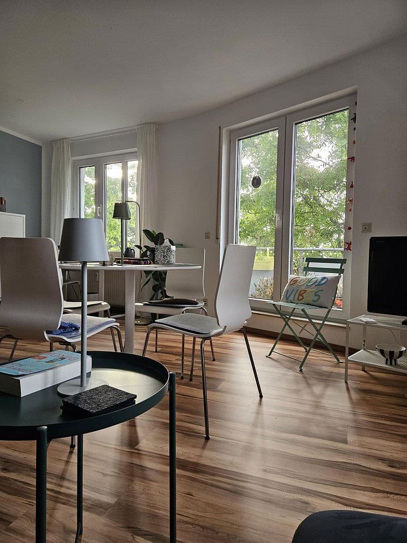 Pronájem bytu 2+1 50 m², Karlsruhe, Bádensko-Württembersko Pronájem bytu 2+1 50 m², Karlsruhe, Bádensko-Württembersko