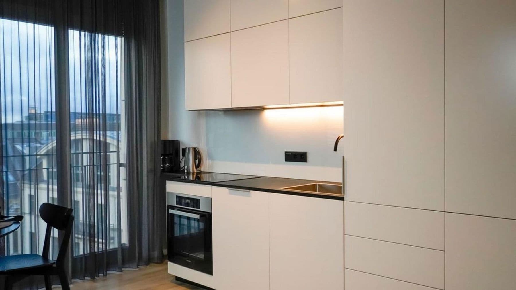 Pronájem bytu 2+1 57 m², Reinhardtstraße 25, Berlin, Berlín Pronájem bytu 2+1 57 m², Reinhardtstraße 25, Berlin, Berlín