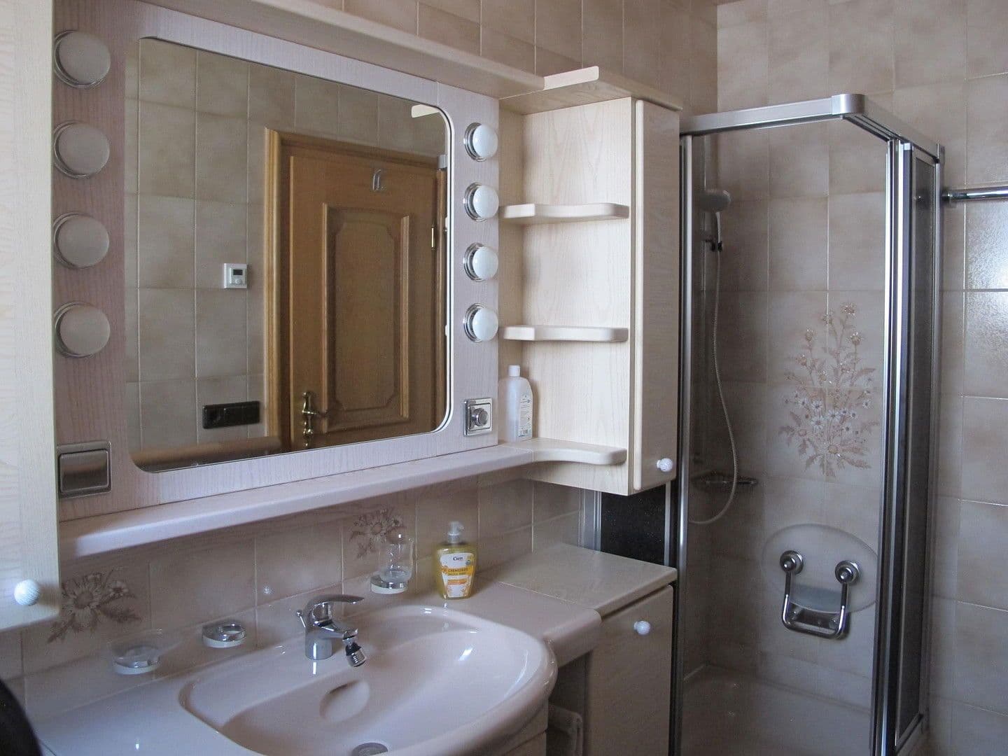 Pronájem domu 135 m², pozemek 100 m², Ingstetter Str. 5a, Pöttmes, Bavorsko Pronájem domu 135 m², pozemek 100 m², Ingstetter Str. 5a, Pöttmes, Bavorsko