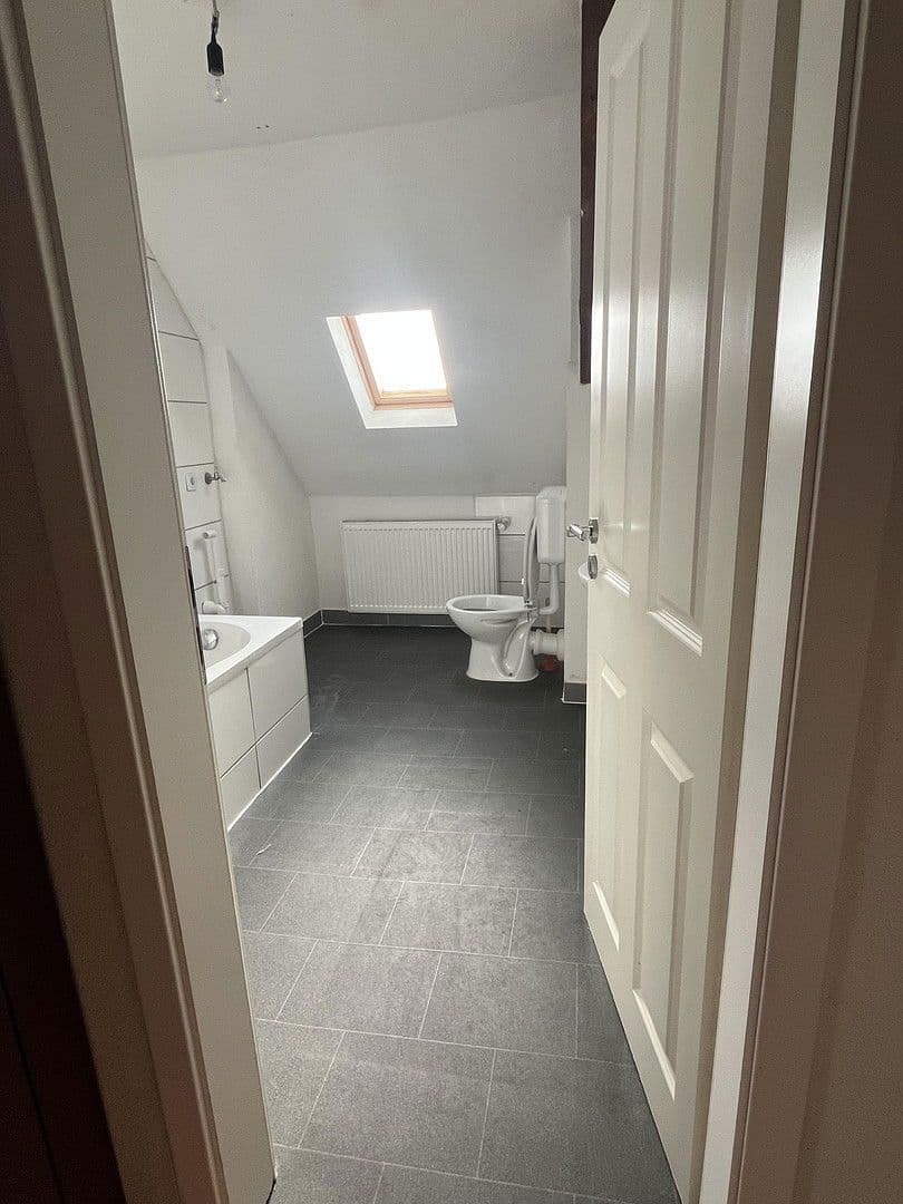 Pronájem bytu 4+1 122 m², Niederhofen 61, Leutkirch im Allgäu, Bádensko-Württembersko Pronájem bytu 4+1 122 m², Niederhofen 61, Leutkirch im Allgäu, Bádensko-Württembersko