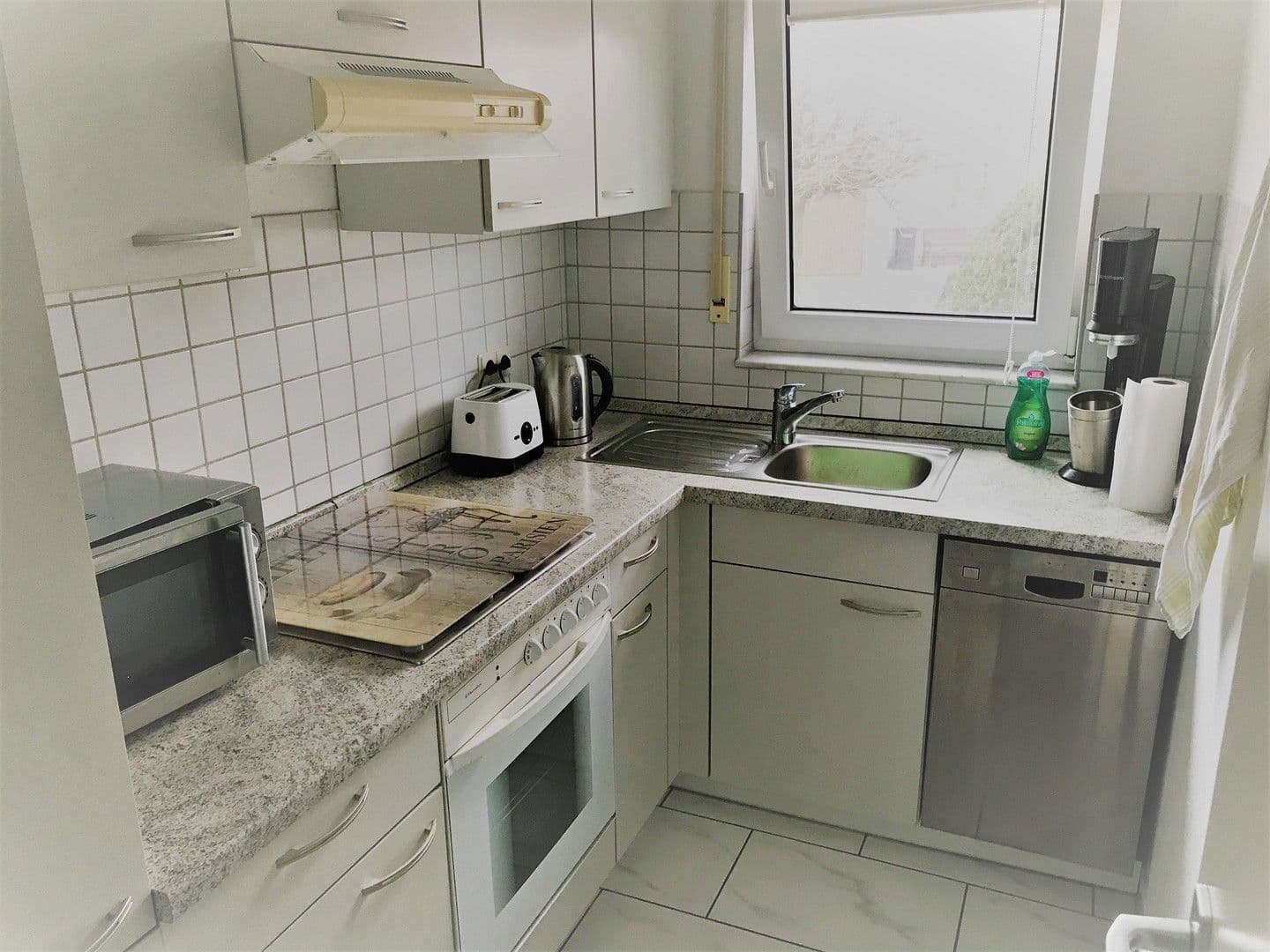 Pronájem bytu 2+1 49 m², Großbettlingen, Bádensko-Württembersko Pronájem bytu 2+1 49 m², Großbettlingen, Bádensko-Württembersko