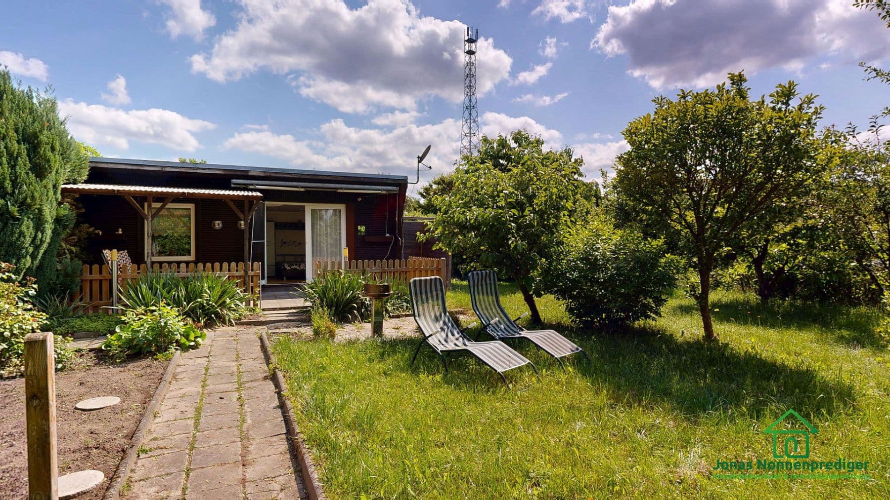 Prodej domu 27 m², pozemek 500 m², Gartenverein Marienhöhe e.V. - Rogahner Straße 2b, Schwerin, Mecklenburg-Vorpommern Prodej domu 27 m², pozemek 500 m², Gartenverein Marienhöhe e.V. - Rogahner Straße 2b, Schwerin, Mecklenburg-Vorpommern