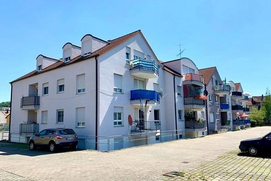 Prodej bytu 2+1 50 m², Fliederweg 24, Zellingen, Bavorsko Prodej bytu 2+1 50 m², Fliederweg 24, Zellingen, Bavorsko