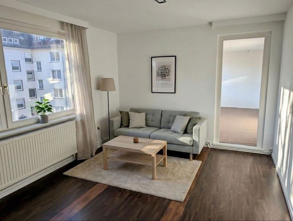 Pronájem bytu 3+1 65 m², Bornstraße, Bremen, Bremen Pronájem bytu 3+1 65 m², Bornstraße, Bremen, Bremen