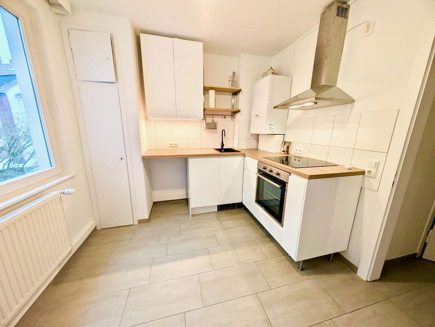 Pronájem bytu 3+1 65 m², Bornstraße, Bremen, Bremen Pronájem bytu 3+1 65 m², Bornstraße, Bremen, Bremen