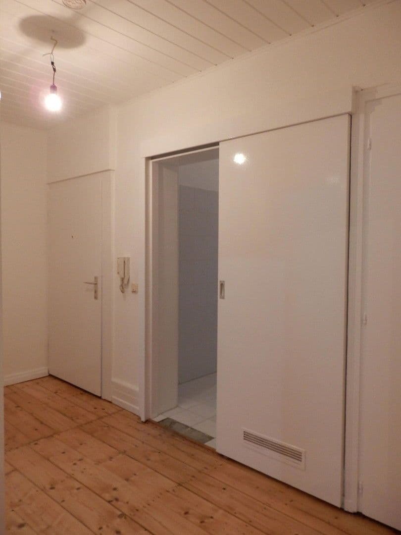 Pronájem bytu 2+1 81 m², Friedberger Landstraße 86, frankfurt am Main, Hessen Pronájem bytu 2+1 81 m², Friedberger Landstraße 86, frankfurt am Main, Hessen