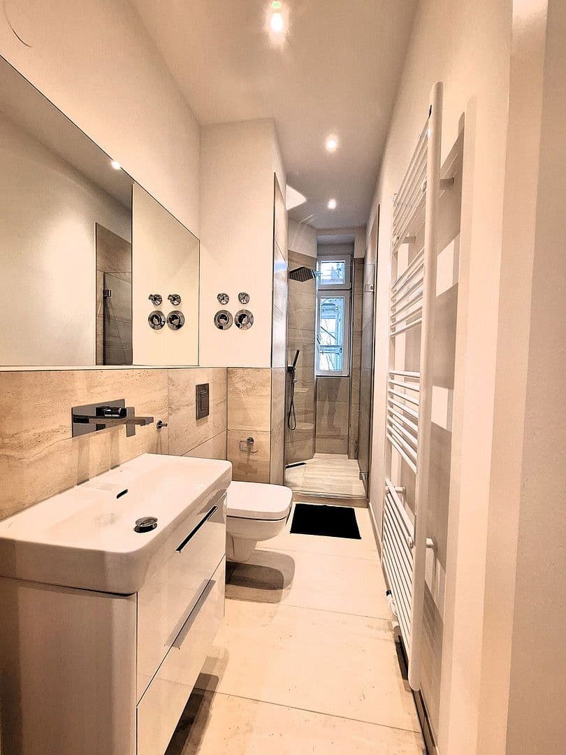 Pronájem bytu 2+1 55 m², Pascalstr. 4, Berlin, Berlín Pronájem bytu 2+1 55 m², Pascalstr. 4, Berlin, Berlín