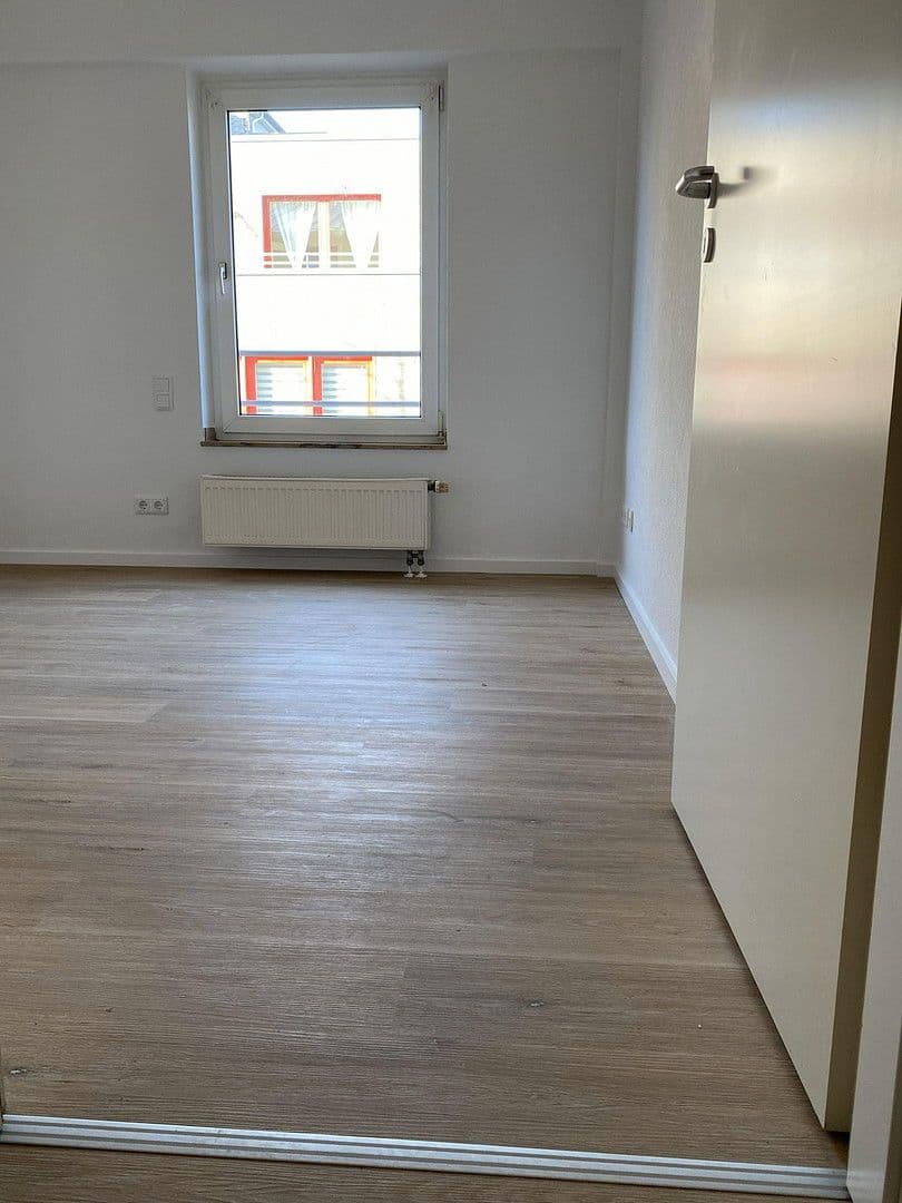 Pronájem bytu 2+1 52 m², Steinweg 2, Remscheid, Severní Porýní-Vestfálsko Pronájem bytu 2+1 52 m², Steinweg 2, Remscheid, Severní Porýní-Vestfálsko