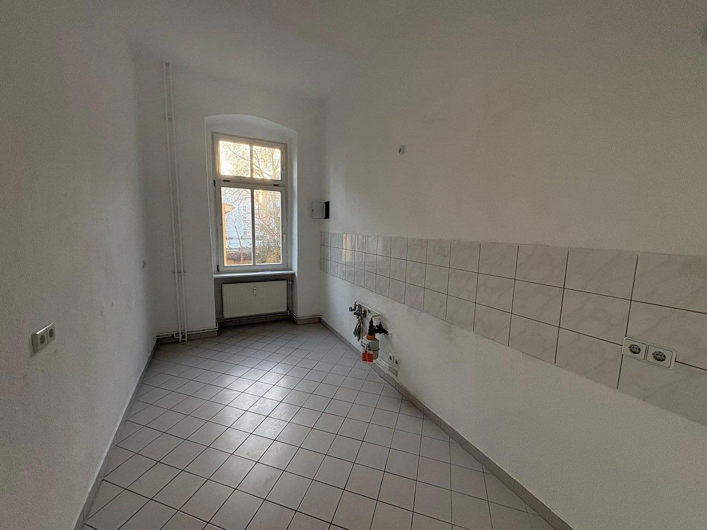 Prodej bytu 3+1 80 m², Marienstr. 7, Berlin, Berlín Prodej bytu 3+1 80 m², Marienstr. 7, Berlin, Berlín