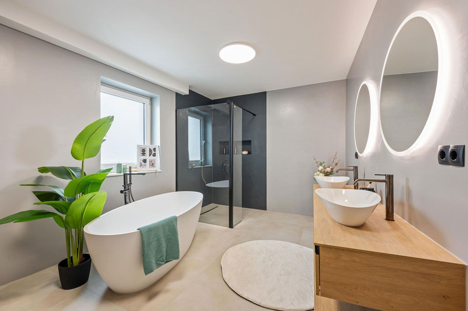 Prodej bytu 3+1 100 m², Böblinger Straße 29, Leinfelden-Echterdingen, Bádensko-Württembersko Prodej bytu 3+1 100 m², Böblinger Straße 29, Leinfelden-Echterdingen, Bádensko-Württembersko