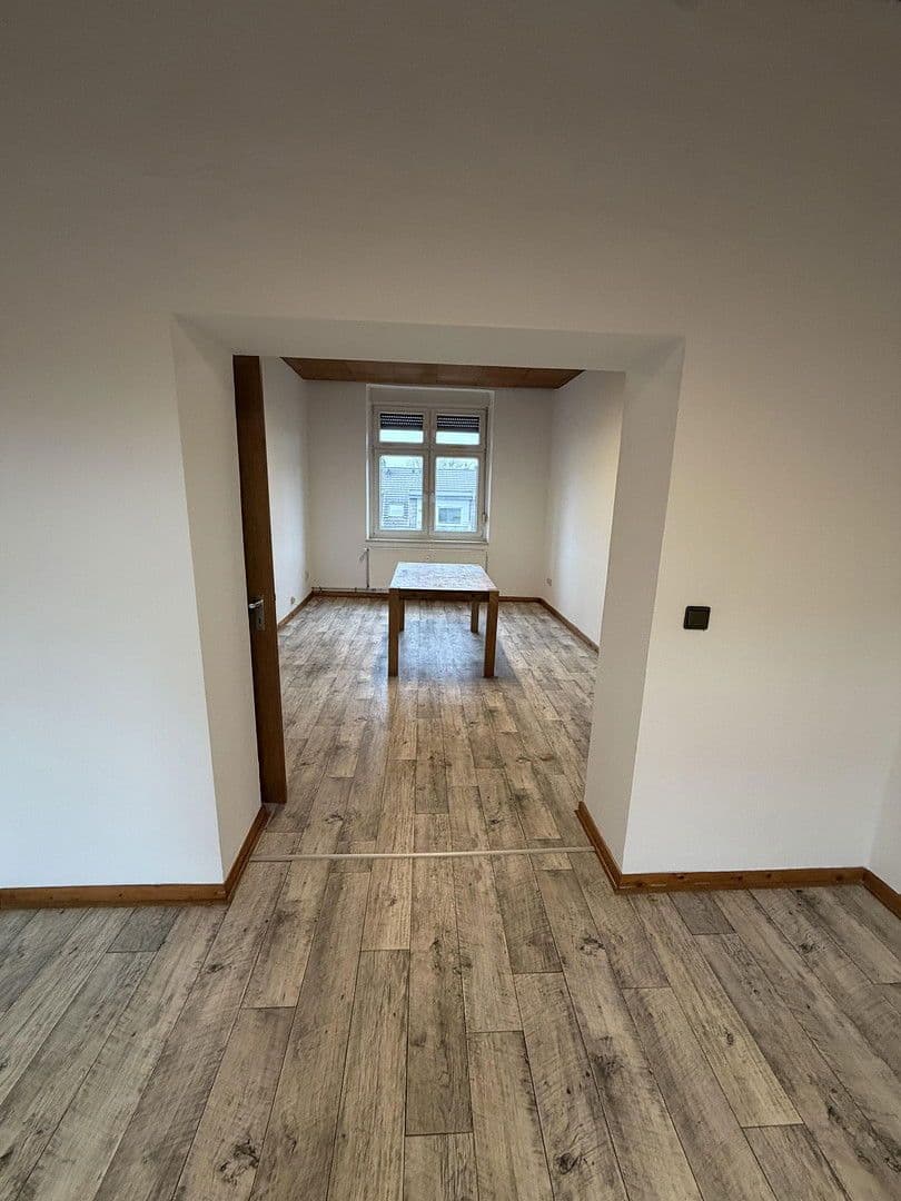 Pronájem bytu 3+1 84 m², Duisburg, Severní Porýní-Vestfálsko Pronájem bytu 3+1 84 m², Duisburg, Severní Porýní-Vestfálsko
