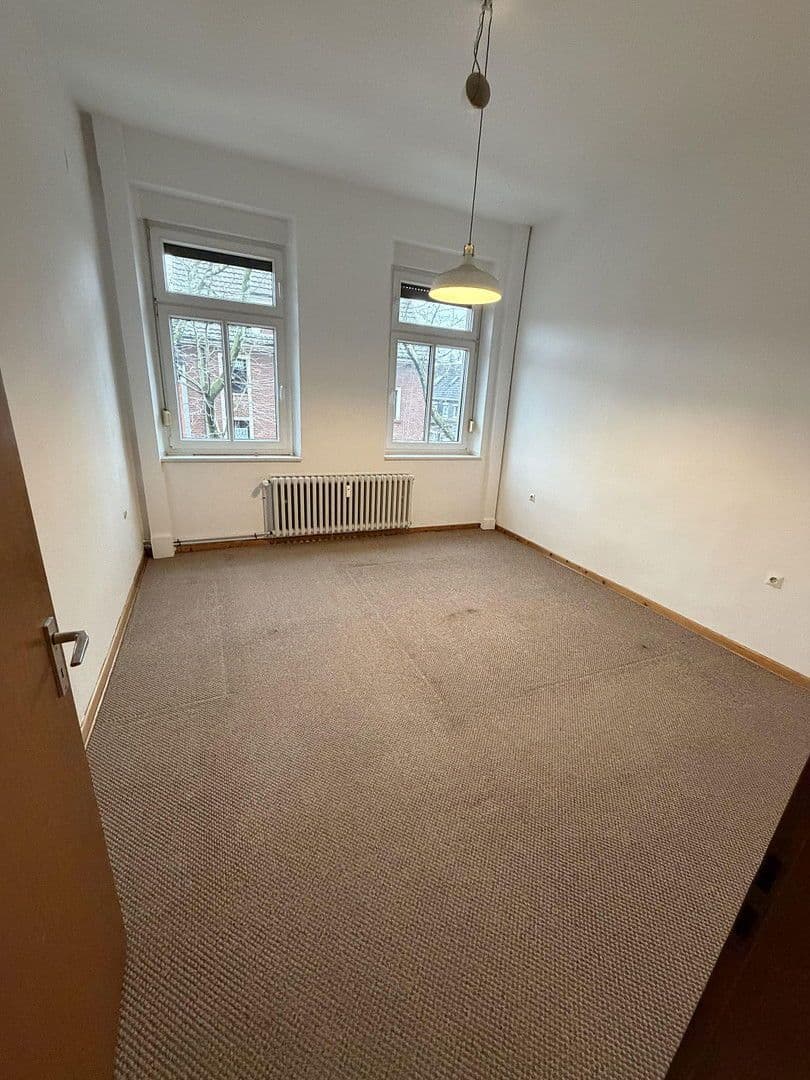 Pronájem bytu 3+1 84 m², Duisburg, Severní Porýní-Vestfálsko Pronájem bytu 3+1 84 m², Duisburg, Severní Porýní-Vestfálsko