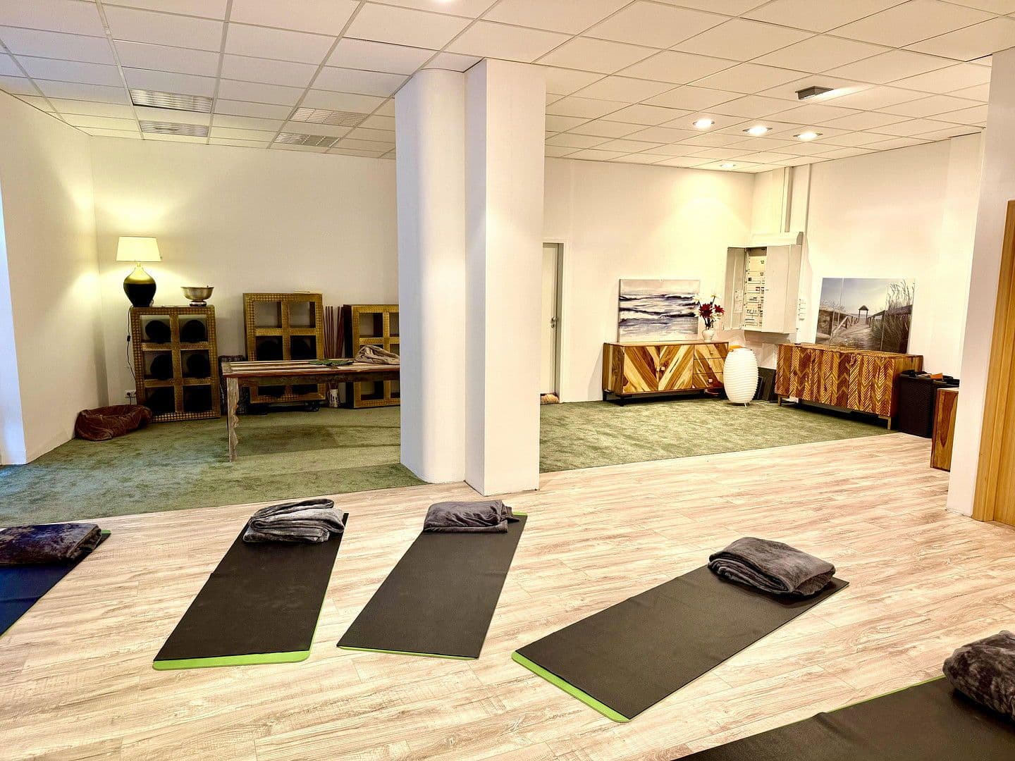 Pronájem kanceláře 160 m², Lübecker Straße 25-27, Schwerin - Altstadt, Mecklenburg-Vorpommern Pronájem kanceláře 160 m², Lübecker Straße 25-27, Schwerin - Altstadt, Mecklenburg-Vorpommern