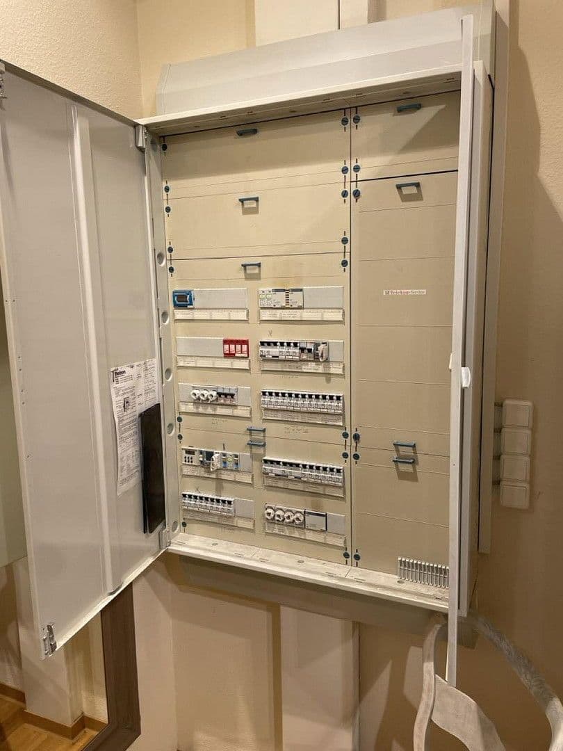 Pronájem kanceláře 160 m², Lübecker Straße 25-27, Schwerin - Altstadt, Mecklenburg-Vorpommern Pronájem kanceláře 160 m², Lübecker Straße 25-27, Schwerin - Altstadt, Mecklenburg-Vorpommern