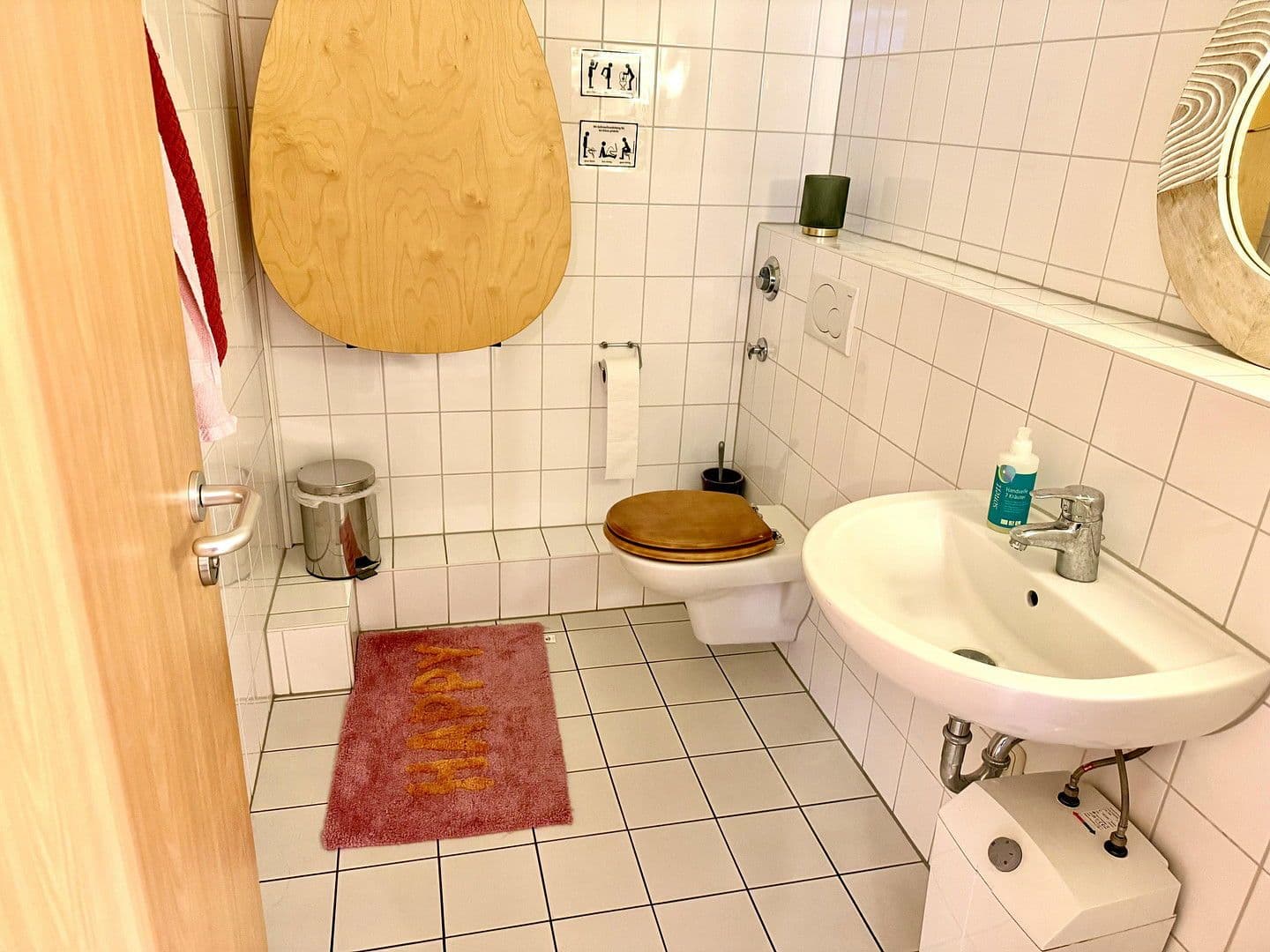 Pronájem kanceláře 160 m², Lübecker Straße 25-27, Schwerin - Altstadt, Mecklenburg-Vorpommern Pronájem kanceláře 160 m², Lübecker Straße 25-27, Schwerin - Altstadt, Mecklenburg-Vorpommern