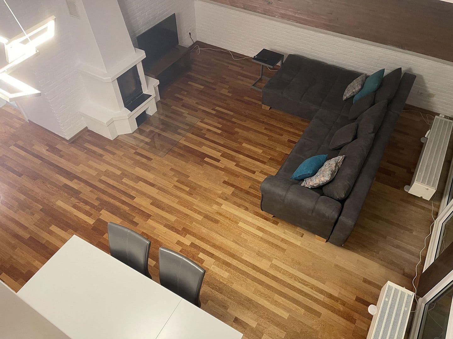 Pronájem bytu 4+1 100 m², Düsseldorf, Severní Porýní-Vestfálsko Pronájem bytu 4+1 100 m², Düsseldorf, Severní Porýní-Vestfálsko