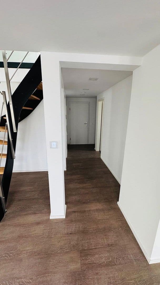 Pronájem bytu 3+kk 135 m², Ludwigsburg, Bádensko-Württembersko Pronájem bytu 3+kk 135 m², Ludwigsburg, Bádensko-Württembersko