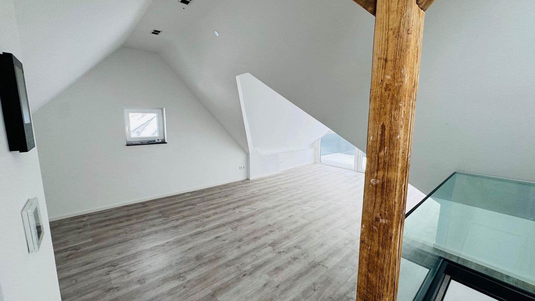 Pronájem bytu 3+kk 135 m², Ludwigsburg, Bádensko-Württembersko Pronájem bytu 3+kk 135 m², Ludwigsburg, Bádensko-Württembersko