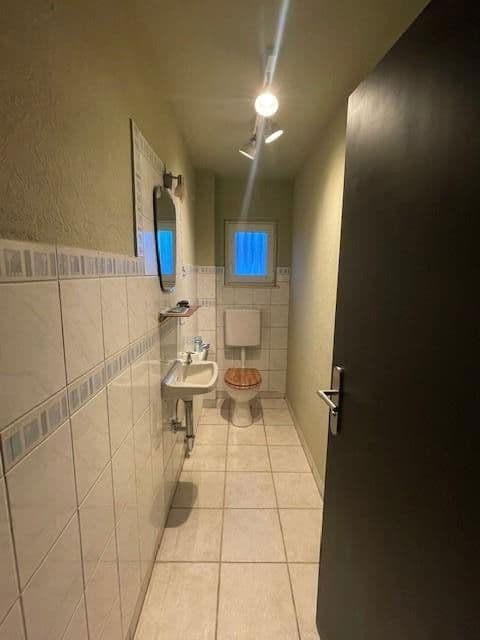 Pronájem bytu 4+1 90 m², Biblis, Hessen Pronájem bytu 4+1 90 m², Biblis, Hessen