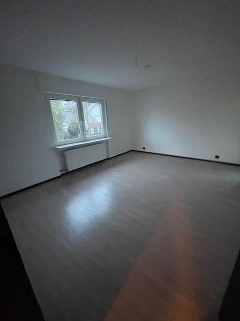 Pronájem bytu 4+1 90 m², Biblis, Hessen Pronájem bytu 4+1 90 m², Biblis, Hessen