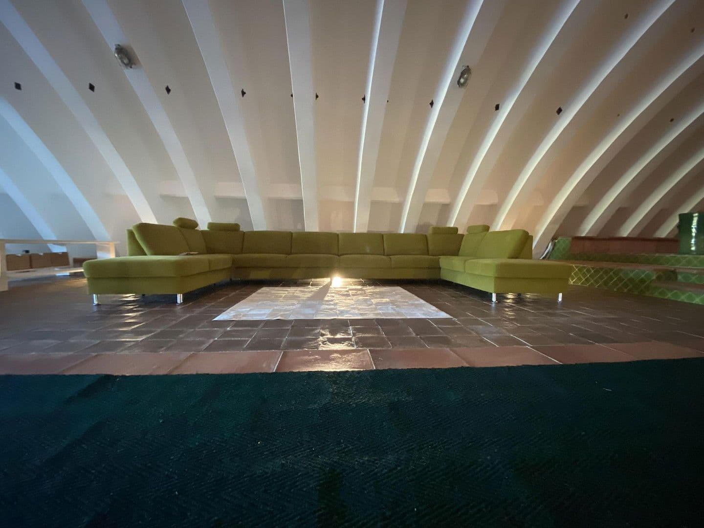 Prodej domu 29.000 m², pozemek 30.000 m², Lindenstraße 15, Neuhardenberg, Braniborsko Prodej domu 29.000 m², pozemek 30.000 m², Lindenstraße 15, Neuhardenberg, Braniborsko