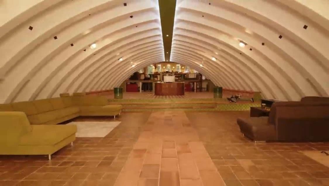 Prodej domu 29.000 m², pozemek 30.000 m², Lindenstraße 15, Neuhardenberg, Braniborsko Prodej domu 29.000 m², pozemek 30.000 m², Lindenstraße 15, Neuhardenberg, Braniborsko