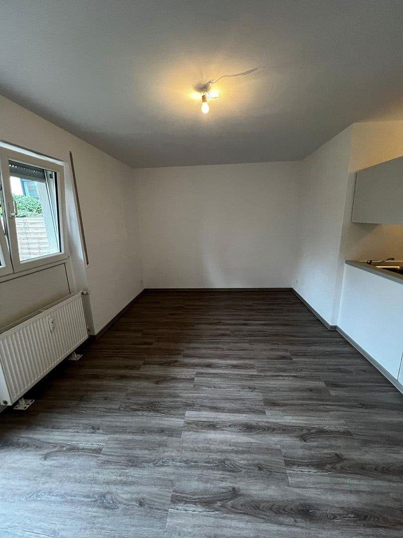 Pronájem bytu 1+1 35 m², Mainz, Porýní-Falc Pronájem bytu 1+1 35 m², Mainz, Porýní-Falc