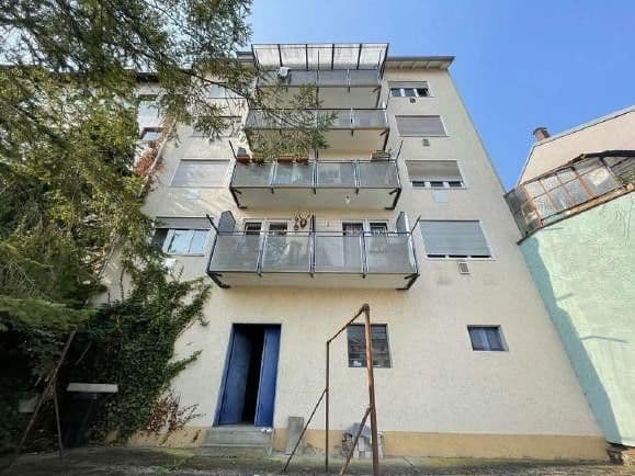 Pronájem bytu 2+1 44 m², St.-Georgen-Steige 17, Pforzheim, Bádensko-Württembersko Pronájem bytu 2+1 44 m², St.-Georgen-Steige 17, Pforzheim, Bádensko-Württembersko