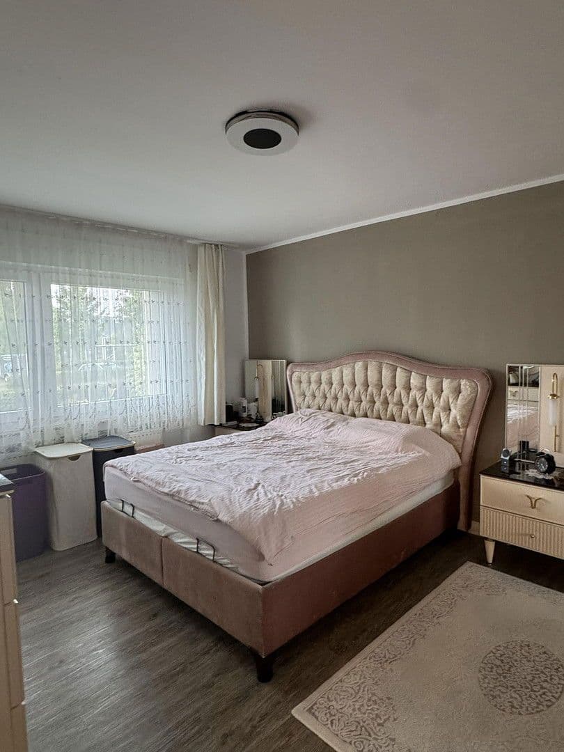 Prodej bytu 3+1 93 m², An der Rheinbahn 17, Meerbusch, Severní Porýní-Vestfálsko Prodej bytu 3+1 93 m², An der Rheinbahn 17, Meerbusch, Severní Porýní-Vestfálsko