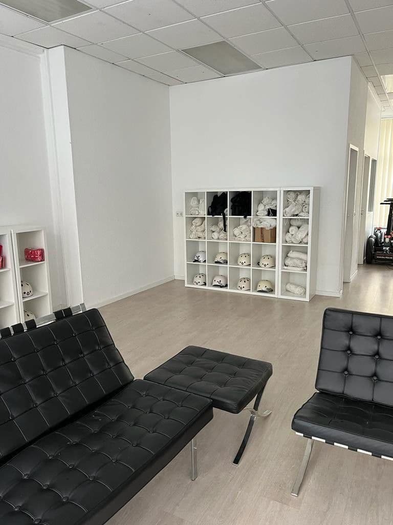 Prodej nebytového prostoru 148 m², An Groß St Martin 6, Köln, Severní Porýní-Vestfálsko Prodej nebytového prostoru 148 m², An Groß St Martin 6, Köln, Severní Porýní-Vestfálsko