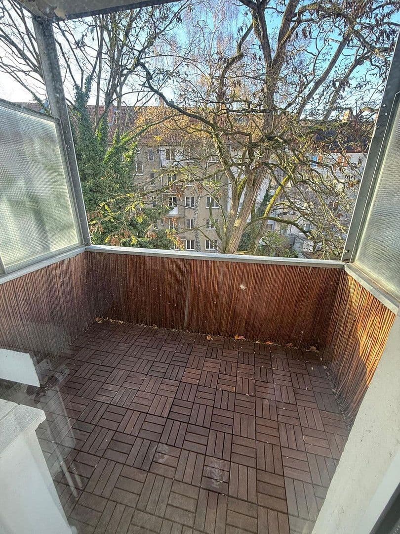 Pronájem bytu 2+1 64 m², Zwinglistr.6, Hannover, Dolní Sasko Pronájem bytu 2+1 64 m², Zwinglistr.6, Hannover, Dolní Sasko