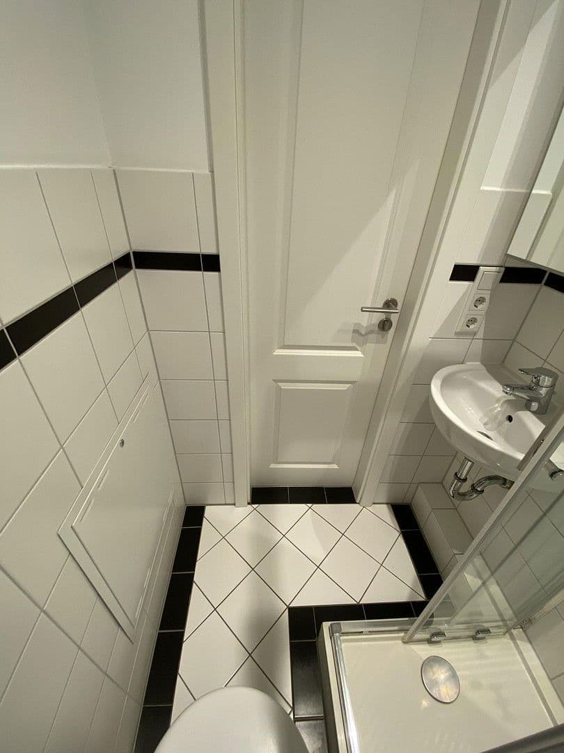 Pronájem bytu 1+1 22 m², Reichstr. 0, Nürnberg, Bavorsko Pronájem bytu 1+1 22 m², Reichstr. 0, Nürnberg, Bavorsko