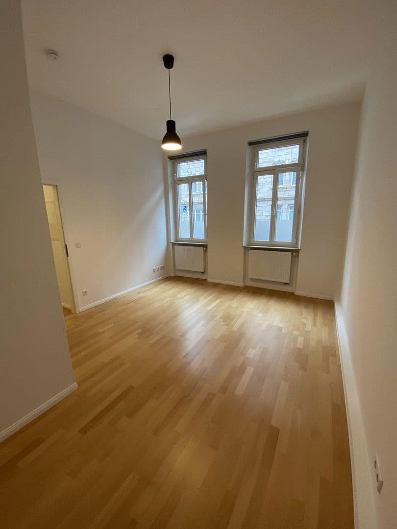 Pronájem bytu 1+1 22 m², Reichstr. 0, Nürnberg, Bavorsko Pronájem bytu 1+1 22 m², Reichstr. 0, Nürnberg, Bavorsko