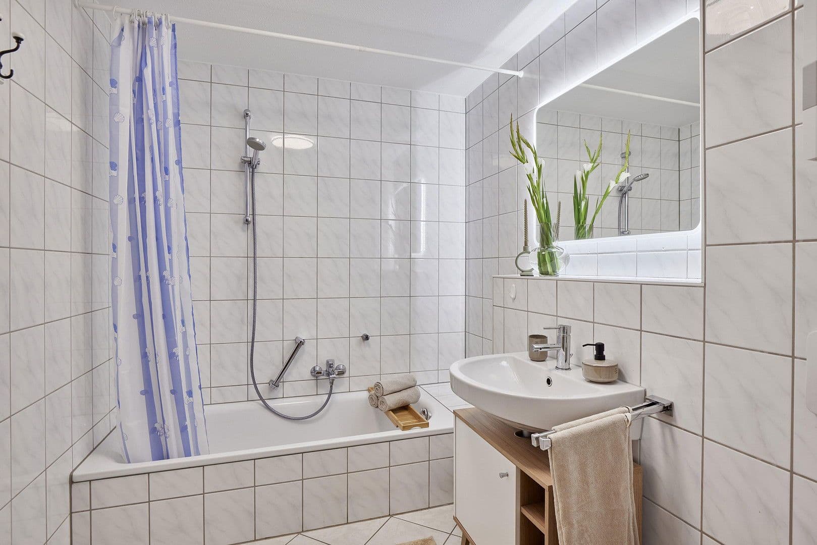 Pronájem bytu 1+1 42 m², Am Pumphaus 5, Walldürn, Bádensko-Württembersko Pronájem bytu 1+1 42 m², Am Pumphaus 5, Walldürn, Bádensko-Württembersko