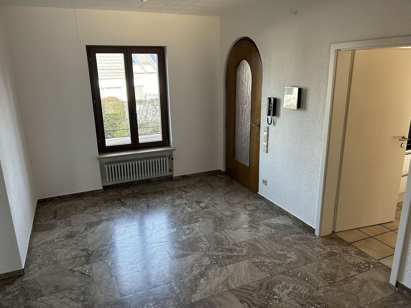 Prodej domu 230 m², pozemek 470 m², Stuttgart, Bádensko-Württembersko Prodej domu 230 m², pozemek 470 m², Stuttgart, Bádensko-Württembersko