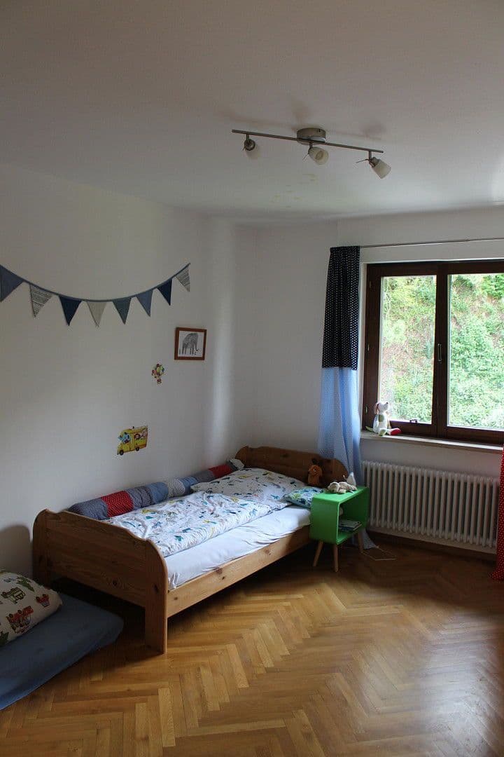 Prodej domu 230 m², pozemek 470 m², Stuttgart, Bádensko-Württembersko Prodej domu 230 m², pozemek 470 m², Stuttgart, Bádensko-Württembersko