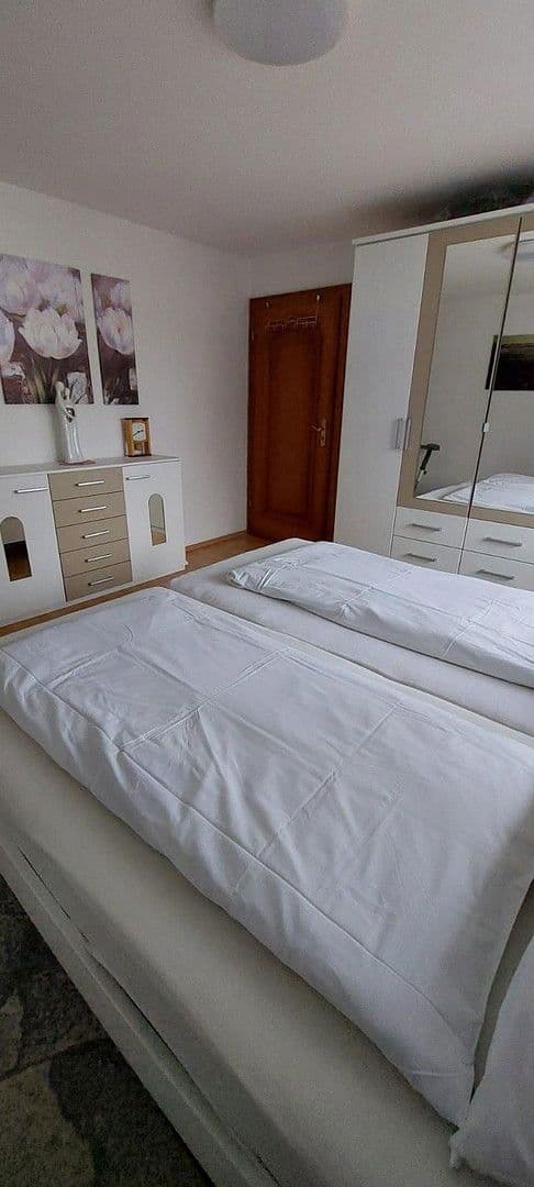 Pronájem bytu 3+1 106 m², Tulpenweg 5, Friesenheim, Bádensko-Württembersko Pronájem bytu 3+1 106 m², Tulpenweg 5, Friesenheim, Bádensko-Württembersko